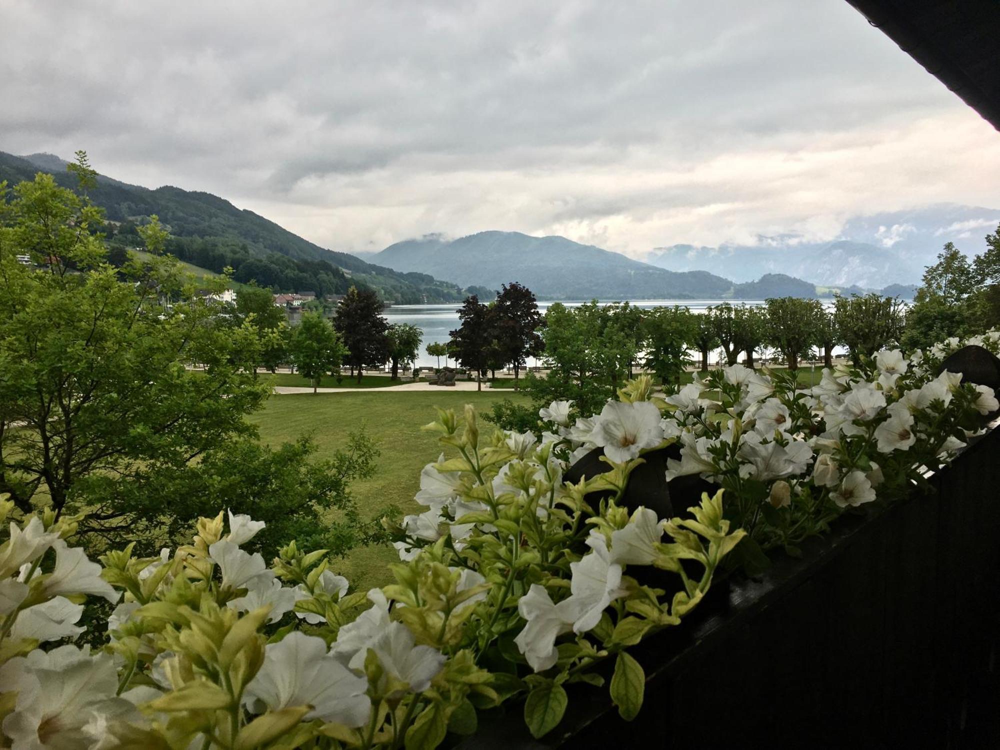凯里麦池住宿加早餐旅馆 蒙德湖 外观 照片